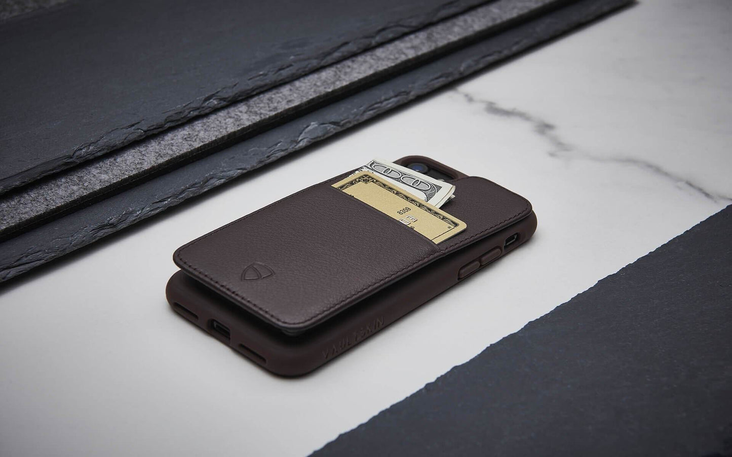Chic iPhone 8 Plus Protection